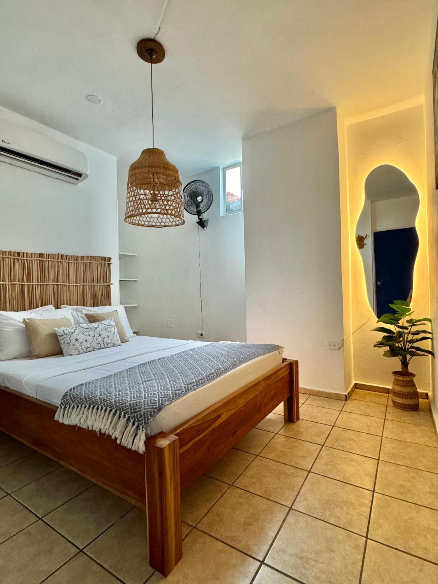 Hostel Beach House Rincon Exterior photo