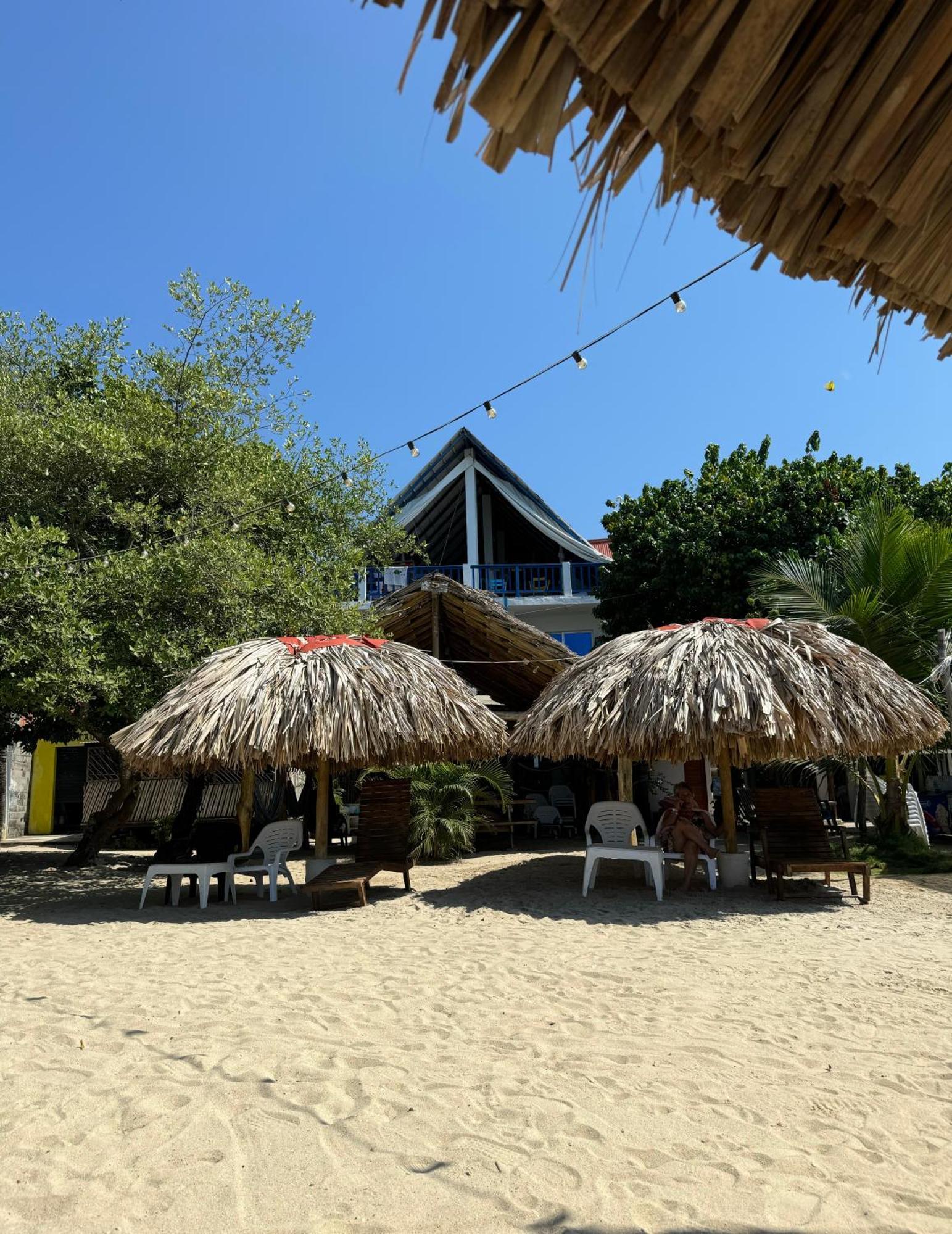 Hostel Beach House Rincon Exterior photo